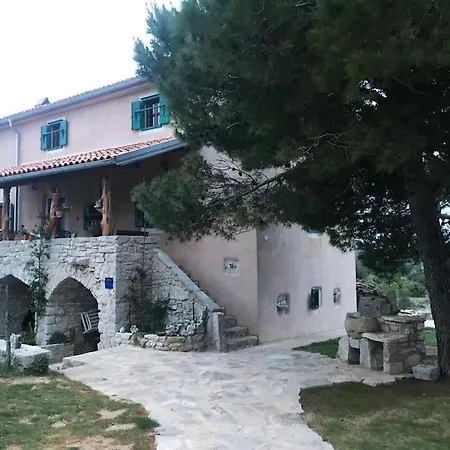 Holiday Apartment *